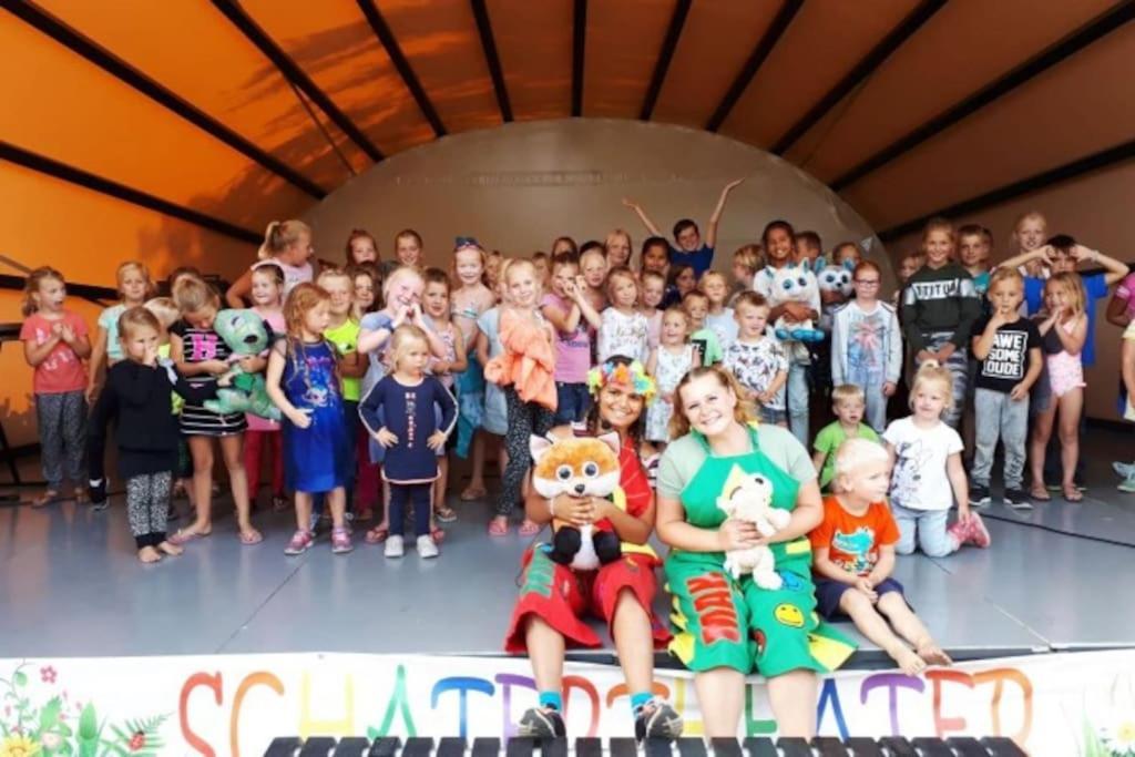 Te Huur: Leuke 4-Persoons Stacaravan Op Top Locatie! Hoenderloo Extérieur photo